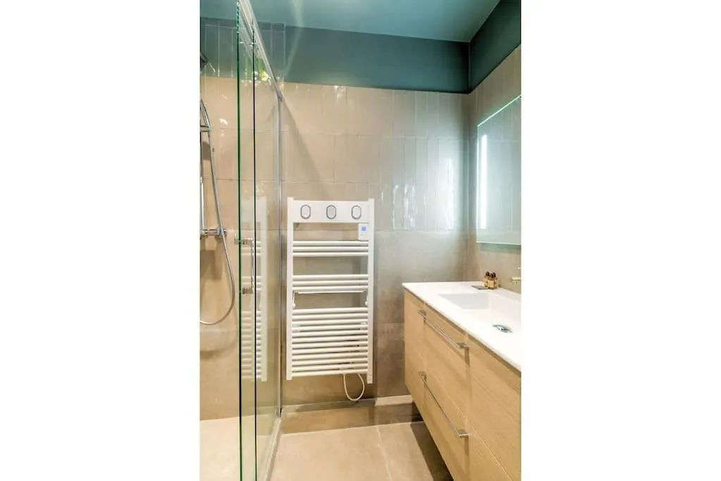 Apartman 6pers # Pere Lachaise # Voltaire # 11